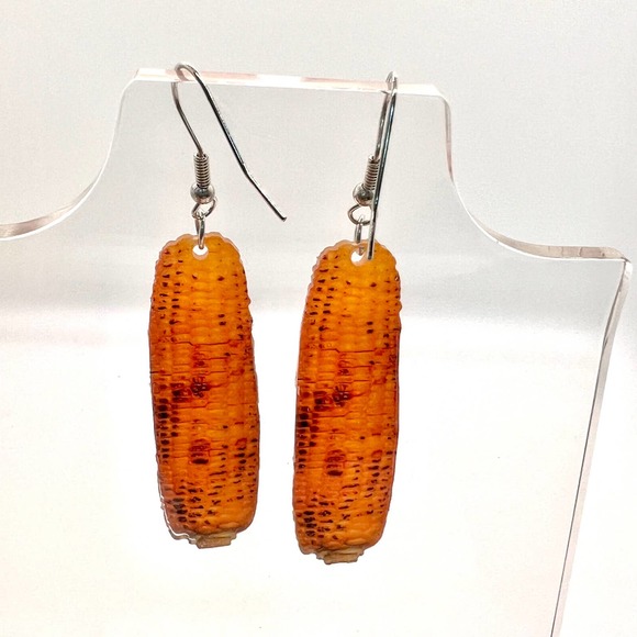 Grilled Corn Cob Earrings - Party Earrings - Vegetable Earrings - Game Day Ear - Picture 4 of 8